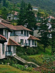 Le Zenis Sapa