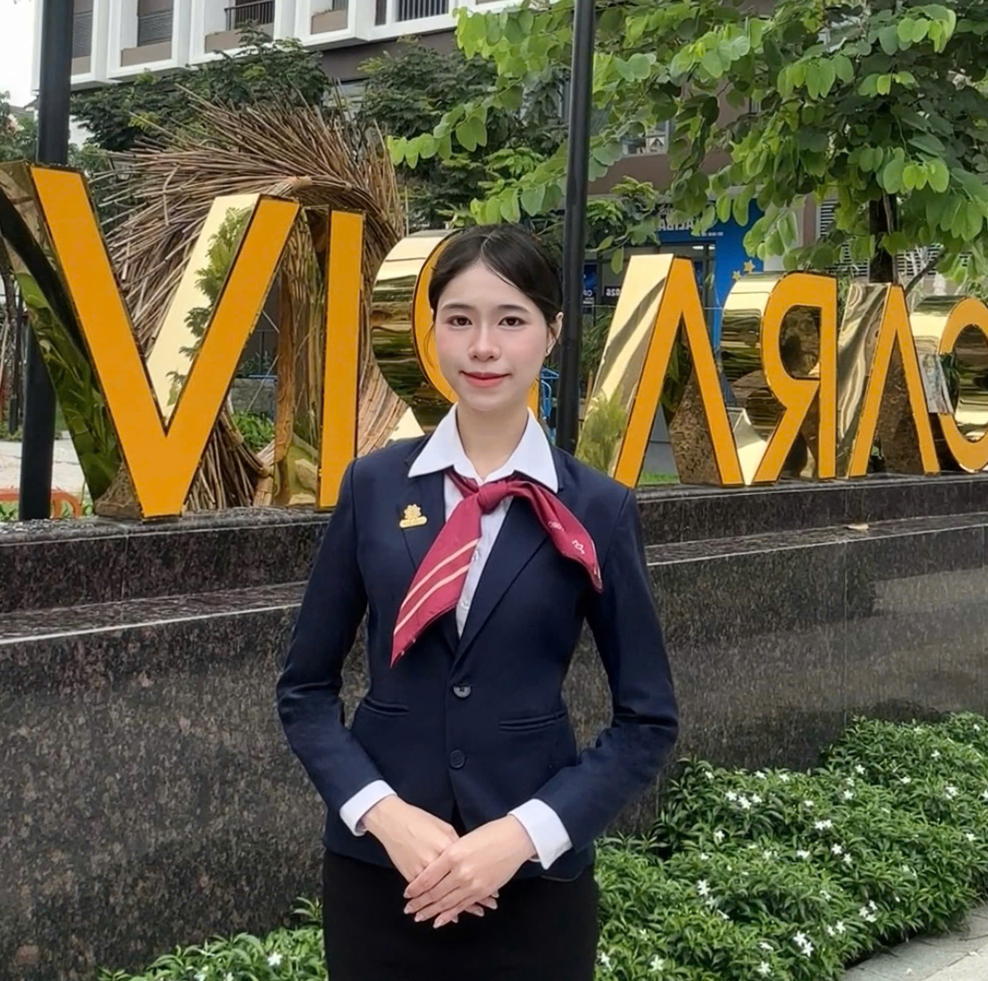 Ánh Tuyết Cara Stay