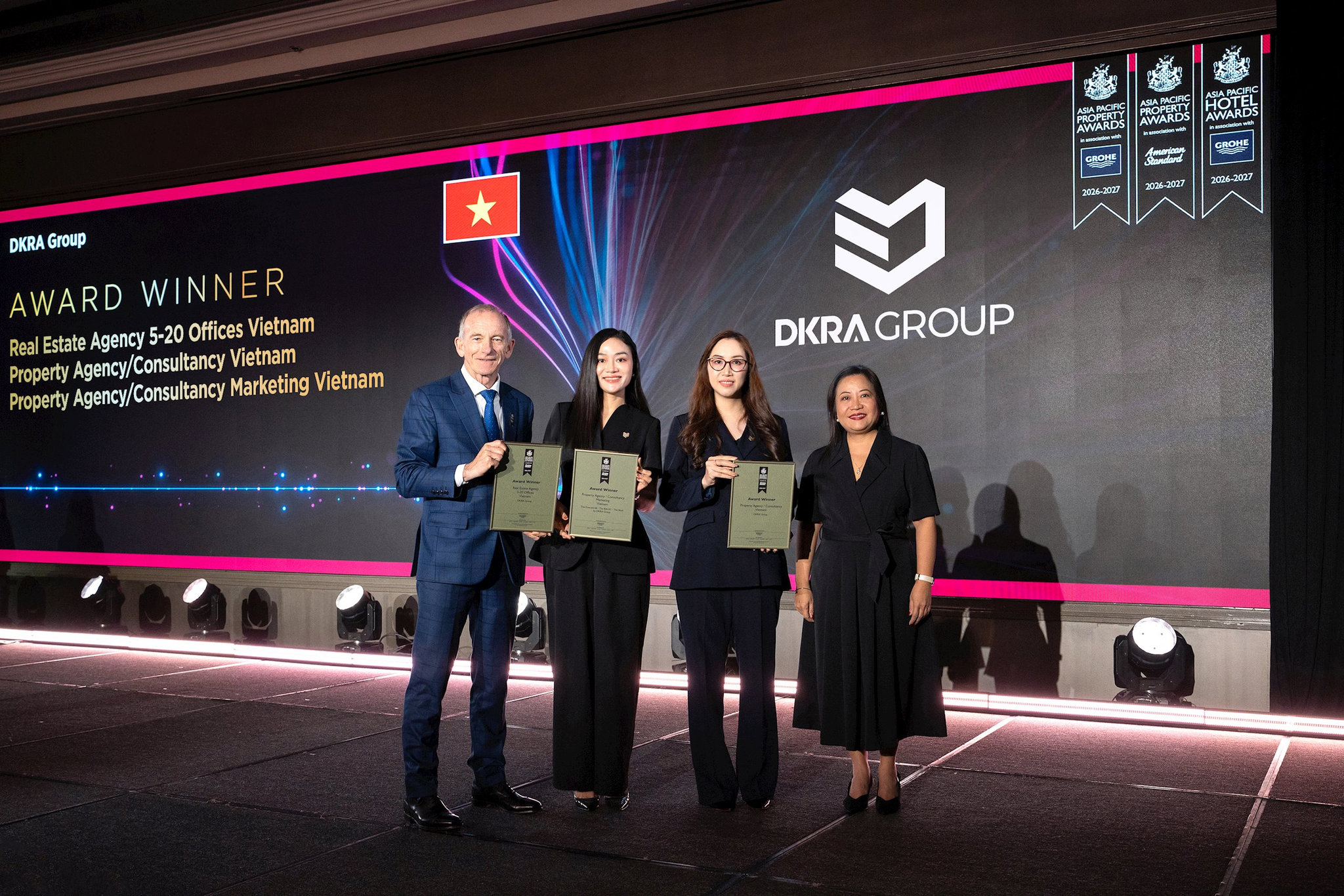 DKRA Group 5 năm liên tiếp lập “hat-trick” tại Asia Pacific Property Awards