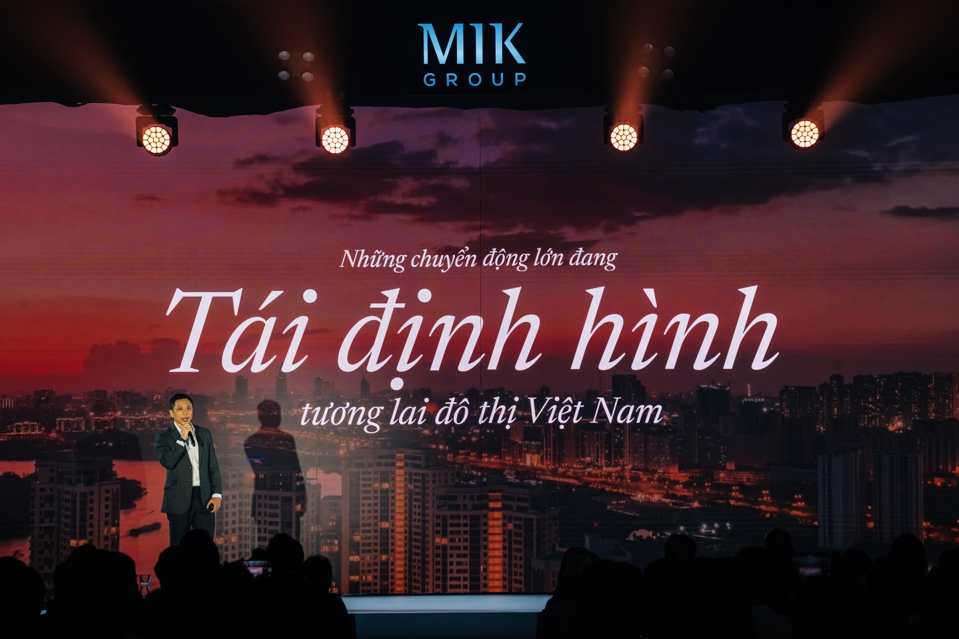 Ván cờ mới của MIK Group